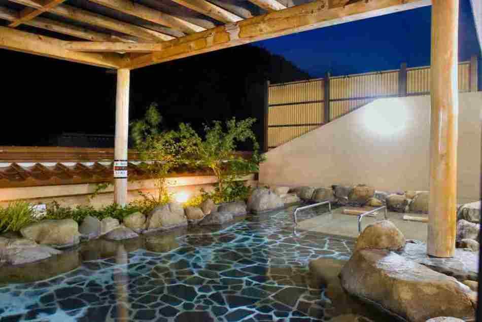 Outdoor Pictures 1