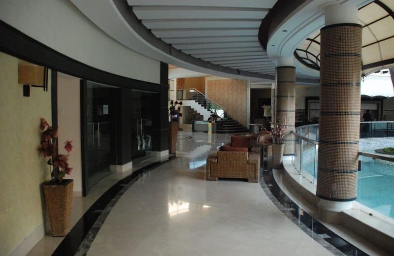 Azzaro Resort & Spa