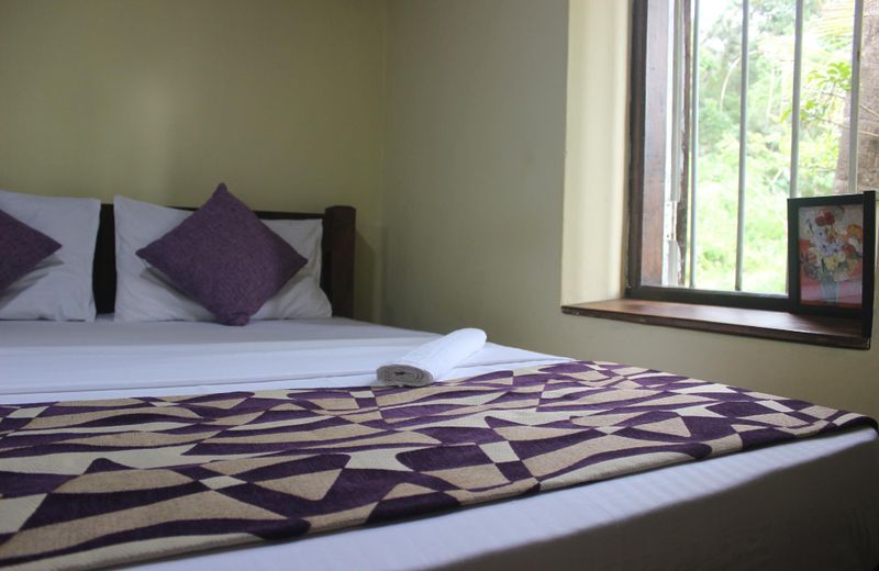 KALLY CAVE ECO LODGE