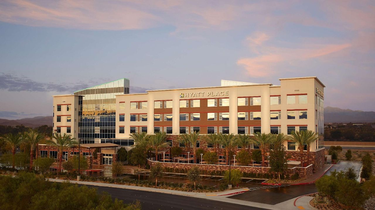 Hyatt Place Las Vegas at Silverton Village