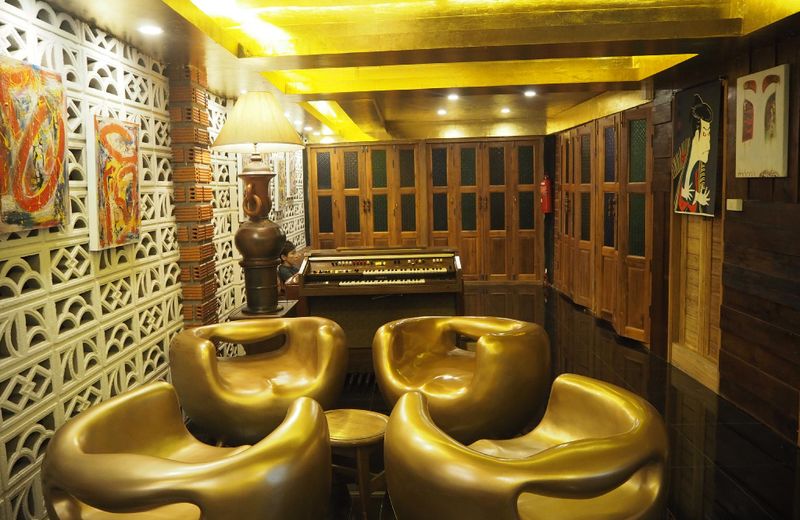 Sleep Walker Hotel Nawarat Bridge