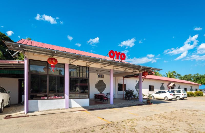 OYO 89852 Billion Garden Motel