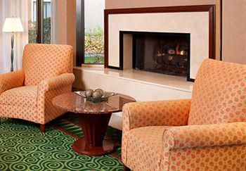 Courtyard by Marriott Detroit Livonia