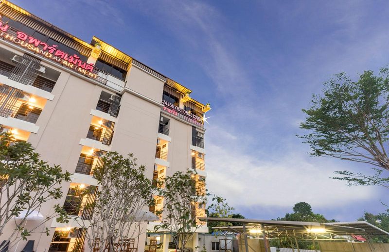 Thousand-Ten Thousand Residence & Hotel