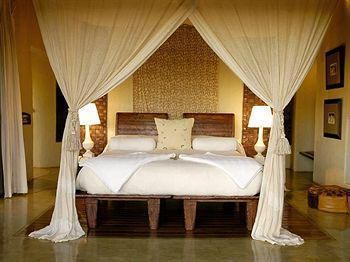 Madikwe River Lodge