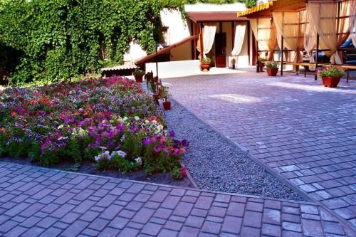 Outdoor Pictures 22