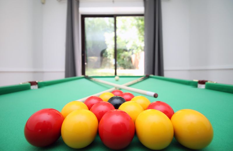 Blossom Lodge, by StayBC