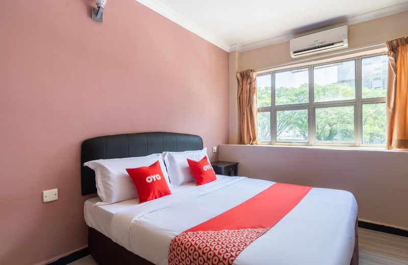 OYO 89844 Green Villa Hotel