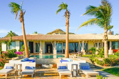Beachfront Villa Located on a Jack Nicklaus Golf Course with Stunning Ocean View