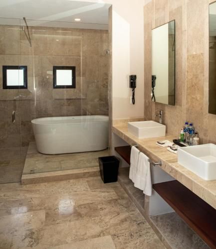 Xaha Villas Suites & Golf Resort
