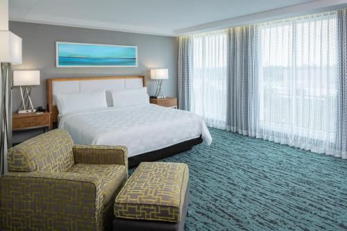 Holiday Inn Miami North I-95, an IHG Hotel