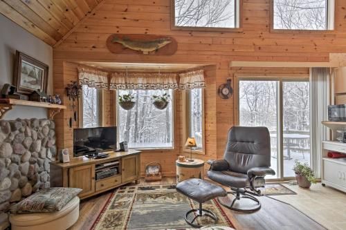 House on 10 Acres Overlooking Chippewa River!