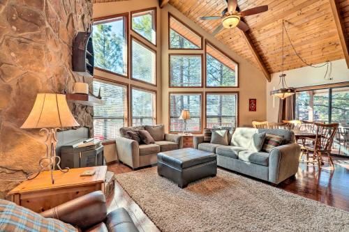 Pet-Friendly Retreat Between Flagstaff and Sedona!