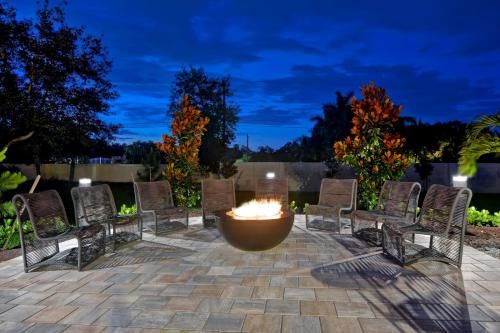 Outdoor Pictures 22