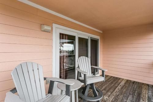 16038 Innerarity Pt Rd