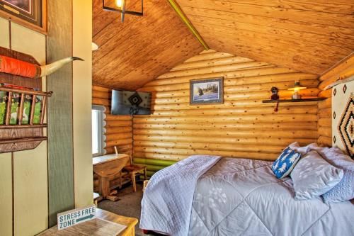 Homey Winchester Studio Cabin with Kitchenette!