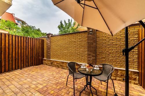 Outdoor Pictures 22