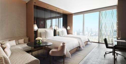 Four Seasons Hotel Kuwait at Burj Alshaya