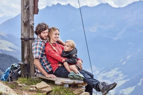 Outdoor Pictures 24