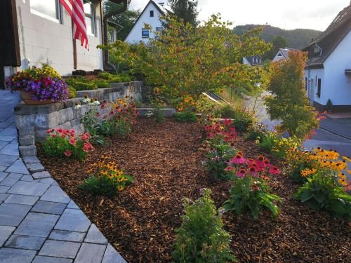 Outdoor Pictures 24
