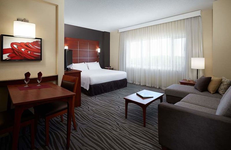 Residence Inn by Marriott Montreal Airport