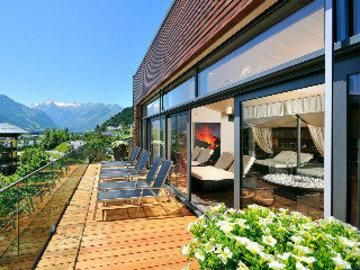 Outdoor Pictures 24