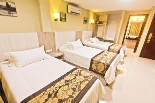 Megal Suites Hotel