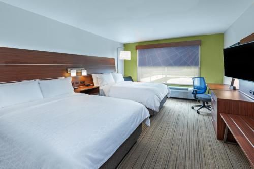 Holiday Inn Express & Suites - Parsons, an IHG Hotel
