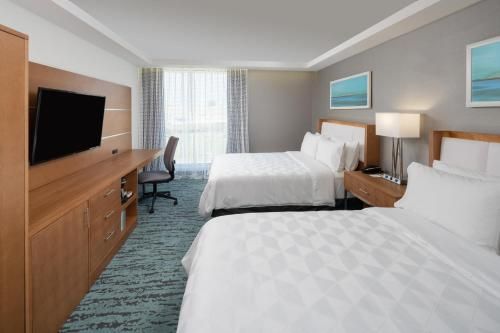 Holiday Inn Miami North I-95, an IHG Hotel
