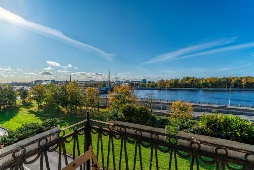 Outdoor Pictures 22