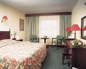 Clayton Whites Hotel