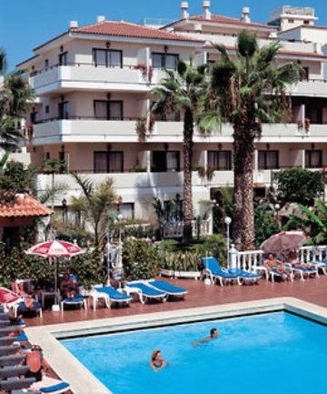 Hotel Don Manolito