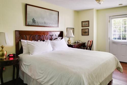 The Green House Inn