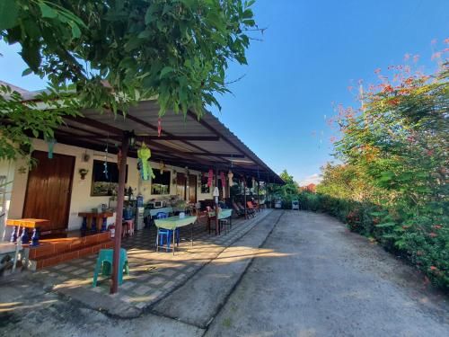 Outdoor Pictures 24