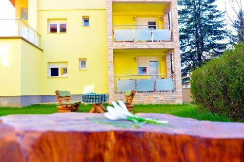 Outdoor Pictures 23