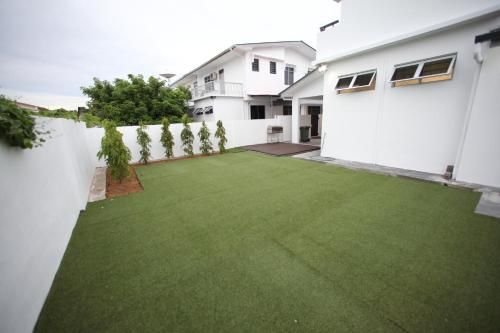 Come Inn Homestay 1379