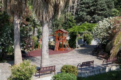 Outdoor Pictures 21