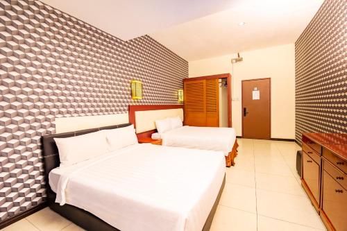 Pertama Lodge