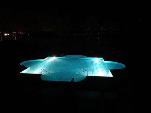 One bedroom appartement with sea view private pool and enclosed garden at Estombar 2 km away from the beach