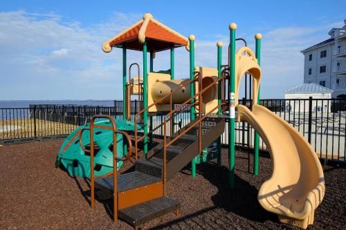 Outdoor Pictures 17