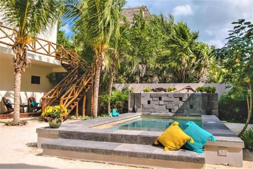 La Puerta Azul Beachfront - Adults Only