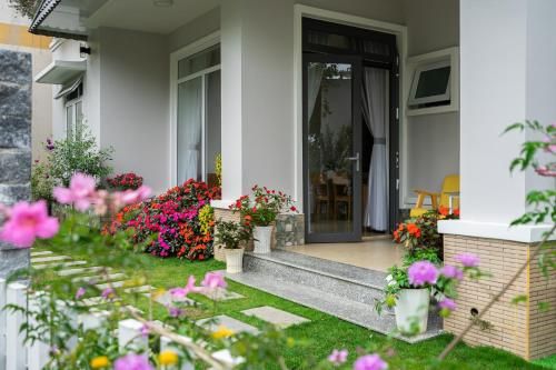 Outdoor Pictures 23