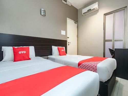 OYO 89885 Nice Stay Three Six Five Services