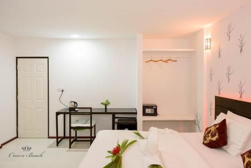 Crown Beach Villas