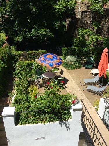 Studio avec vue sur la ville jardin clos et wifi a Neris les Bains