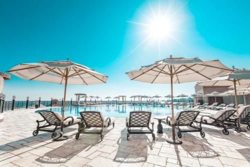 LES AMBASSADEURS Ultra Luxury Beachfront Resort & Maldives Villas & Casino & Yacht Marina