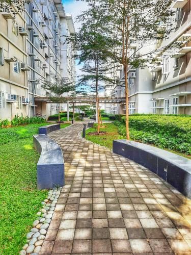 Outdoor Pictures 22