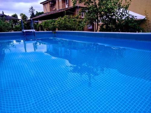 Outdoor Pictures 11