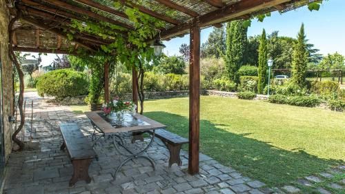 Outdoor Pictures 24