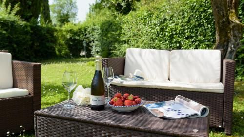 Outdoor Pictures 24
